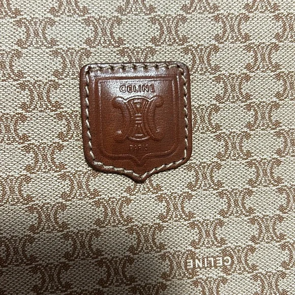 SOLD❤️Authentic Vintage Celine Macadam Small clutch - Picture 8 of 15